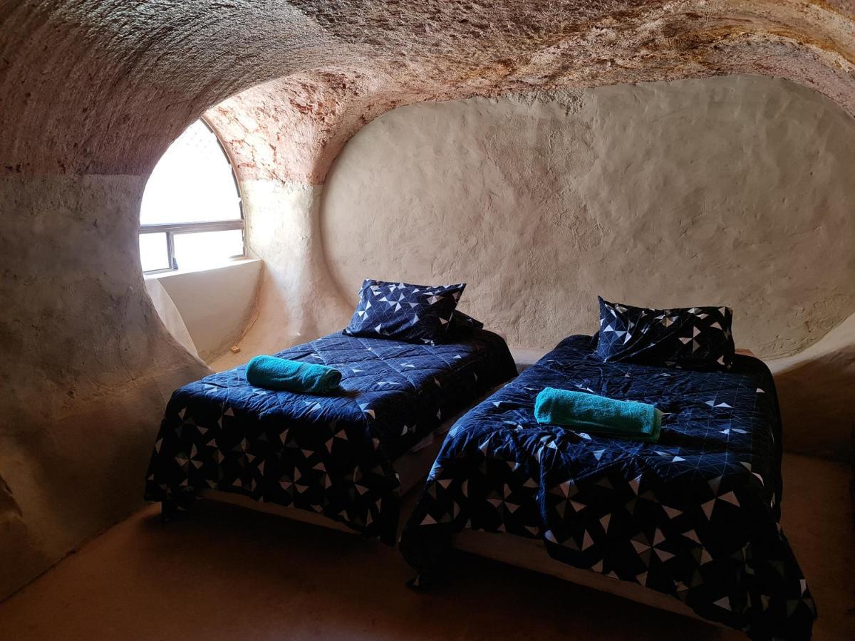 Underwood Court Fresh Dugout- Hosted By Coober Pedy Accommodations 외부 사진
