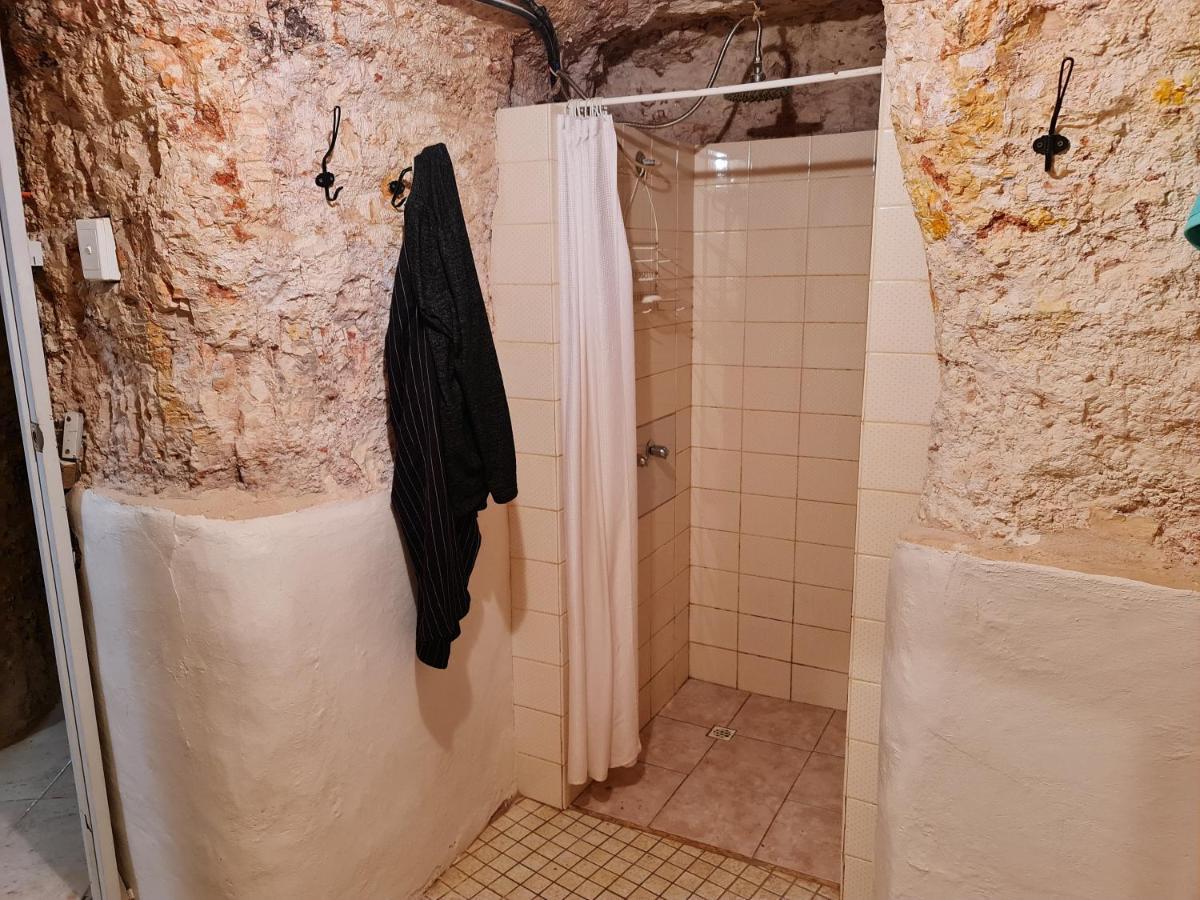 Underwood Court Fresh Dugout- Hosted By Coober Pedy Accommodations 외부 사진